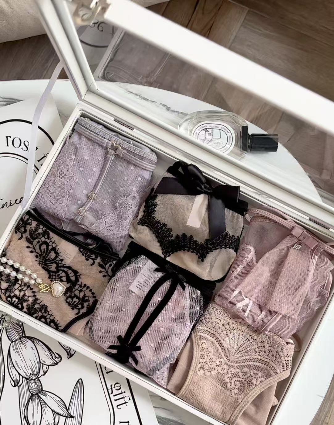Exclusive for Rorsa Girls! Exquisite Lace Sexy Thong Set, Unleash Your Charm