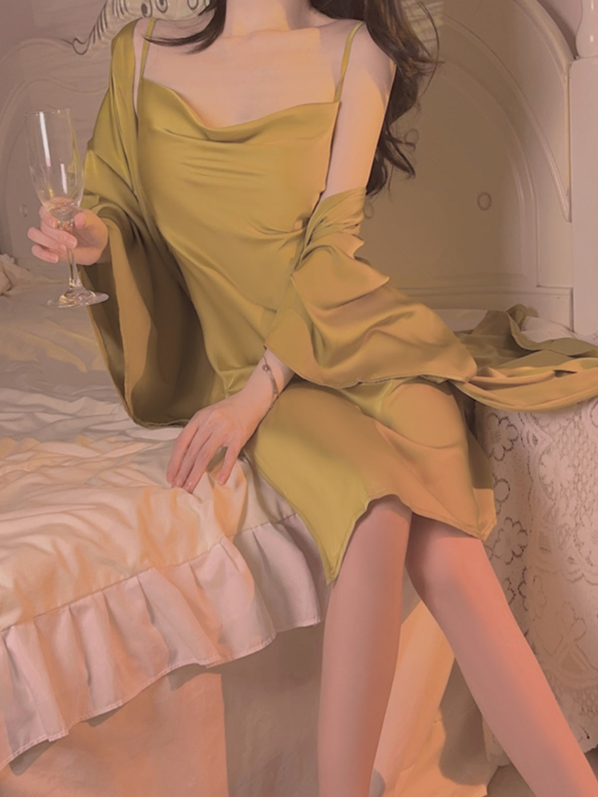 Passionate Allure Sultry Scarlet Satin Cami Nightdress with High - Slit Detail and Coordinating Robe for a Luxurious Loungewear Experience