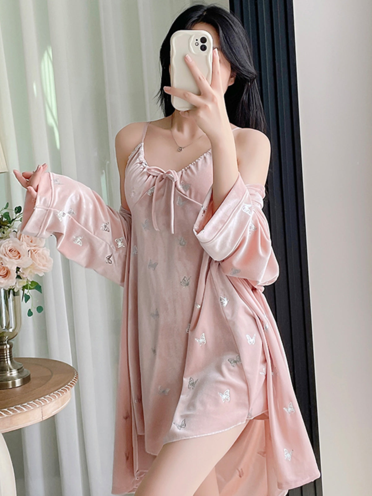 Gold velvet pajamas women autumn and winter sexy hollow hot silver butterfly suspenders chest pad nightdress long-sleeved nightgown home clothes