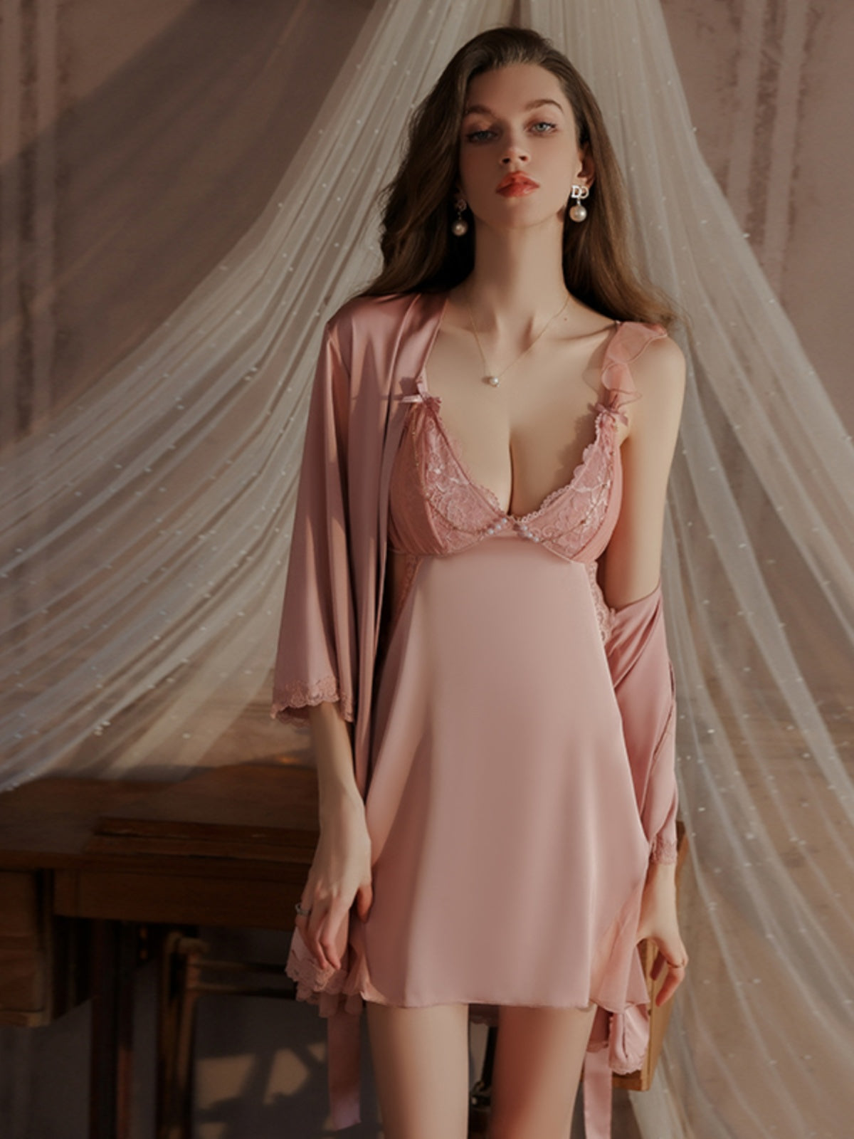 legant and Alluring: Lavender Satin and Lace Nightdress Set with Detachable Robe for a Dreamy Sleepwear Experience