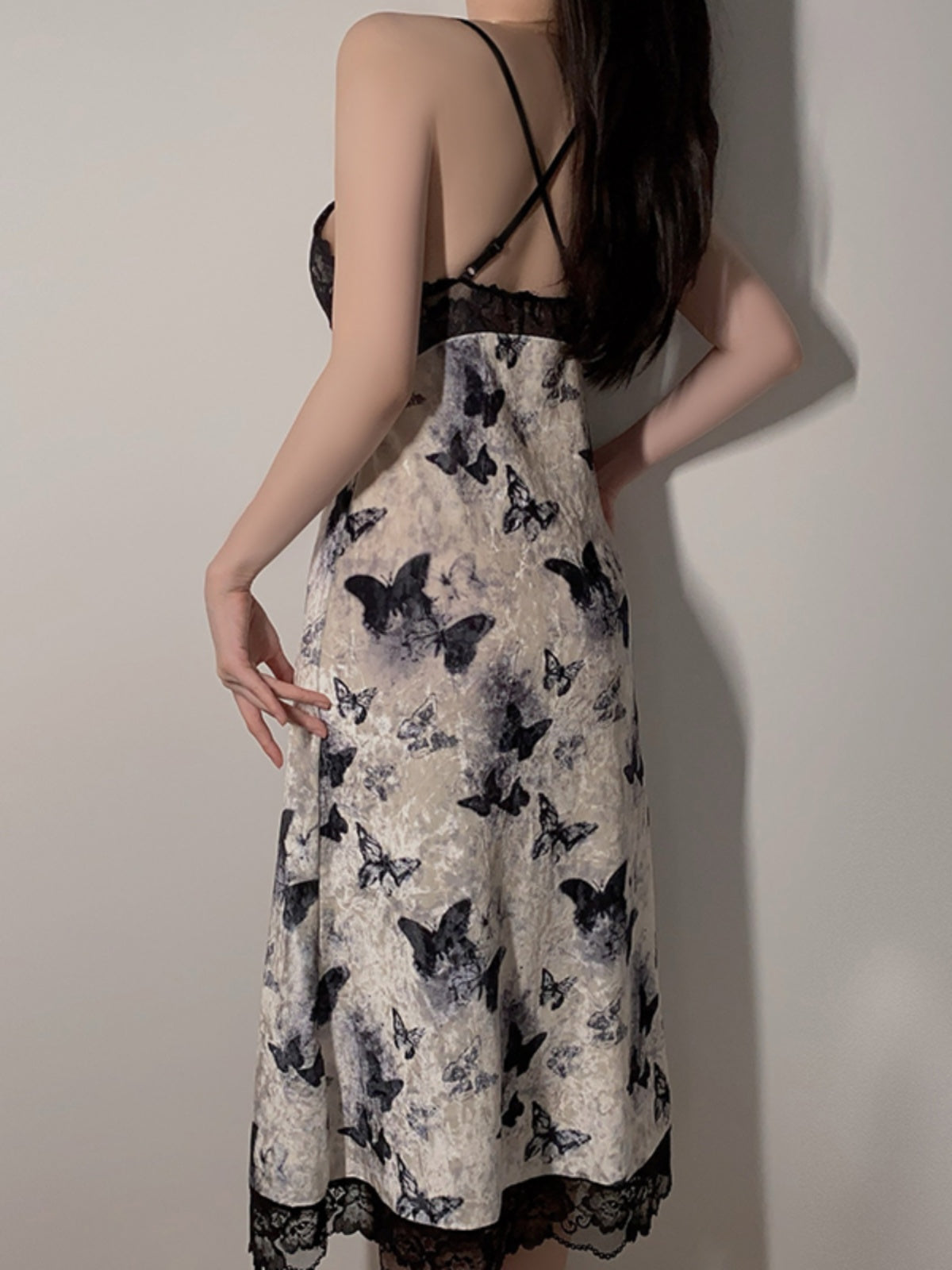 Enchanting Butterfly - Print Satin Nightgown with Black Lace Accents - A Blend of Elegance and Allure