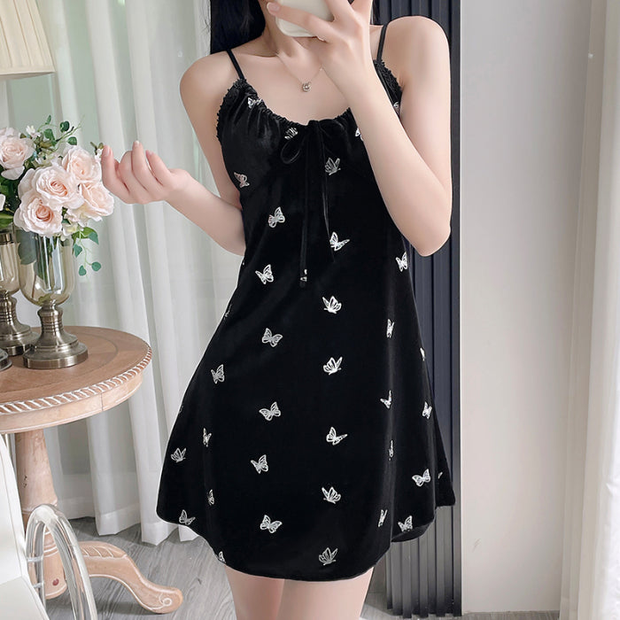 Gold velvet pajamas women autumn and winter sexy hollow hot silver butterfly suspenders chest pad nightdress long-sleeved nightgown home clothes