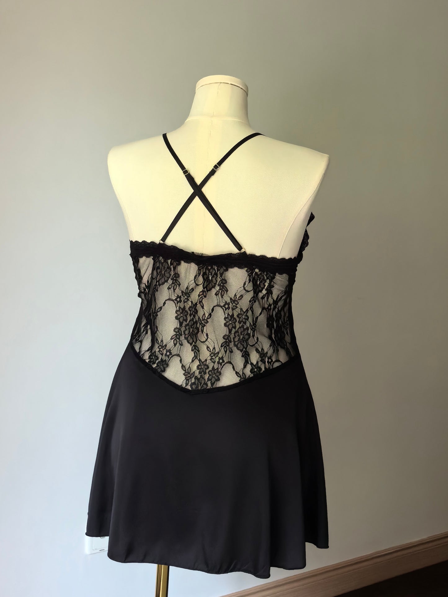 Large size sexy pajamas women's new home clothes fat mm 200 pounds ice silk satin beautiful back suspender nightgown sexy underwear