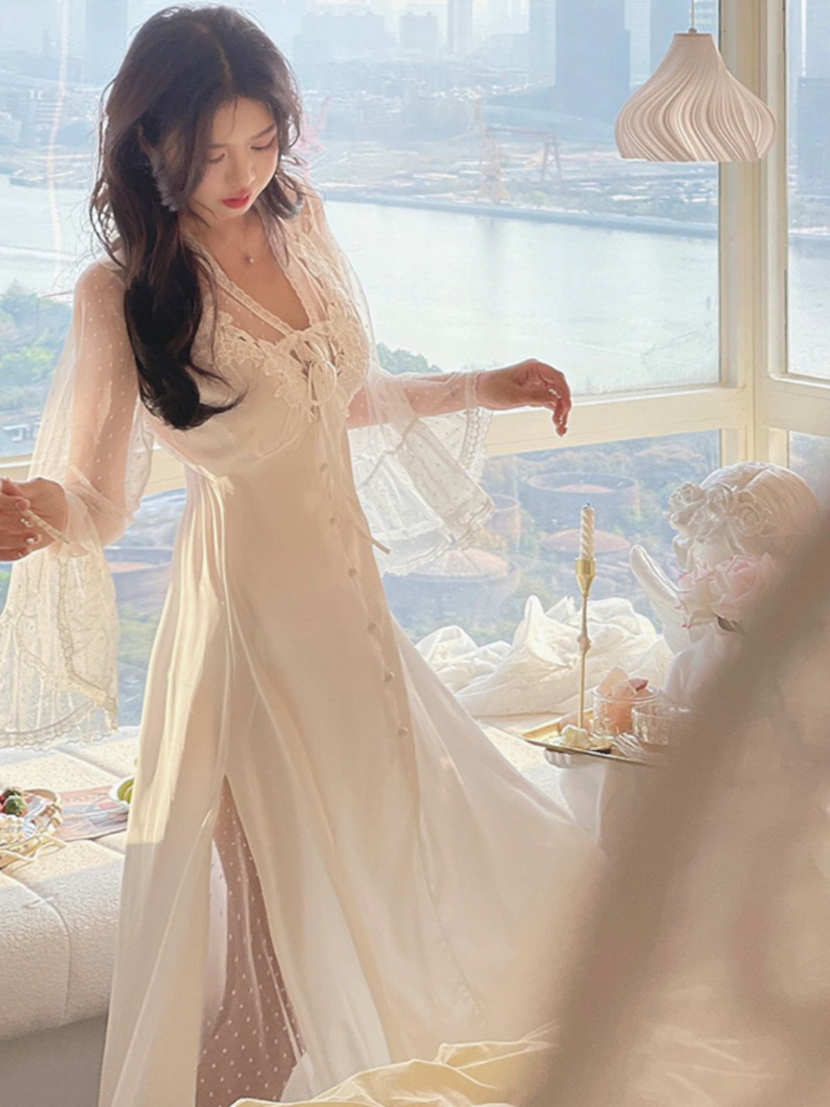 Gong Yanfeng ladies sexy pajamas women spring and autumn new pure lace belt chest pad long sleeve nightdress summer ice silk