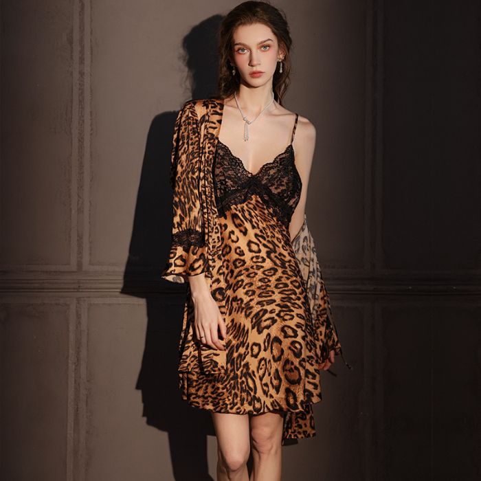 2025 new hot leopard print pajamas female atmosphere emotional tone suspenders chest pad nightdress lace beautiful back nightgown