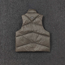 Load image into Gallery viewer, REP 2022FW zip-up goose down-vest 鹅绒 保暖羽绒马甲
