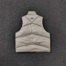 Load image into Gallery viewer, REP 2022FW zip-up goose down-vest 鹅绒 保暖羽绒马甲
